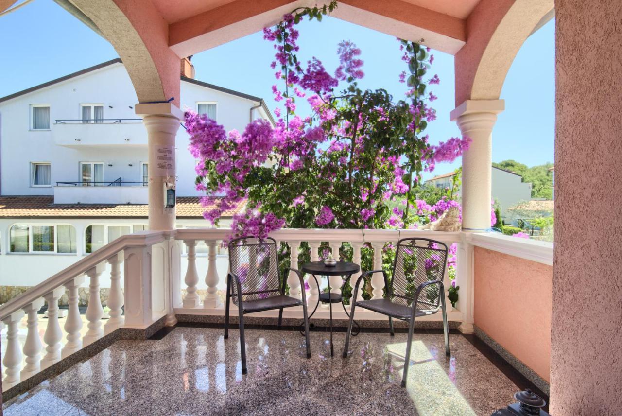 Vera Guest house 4*