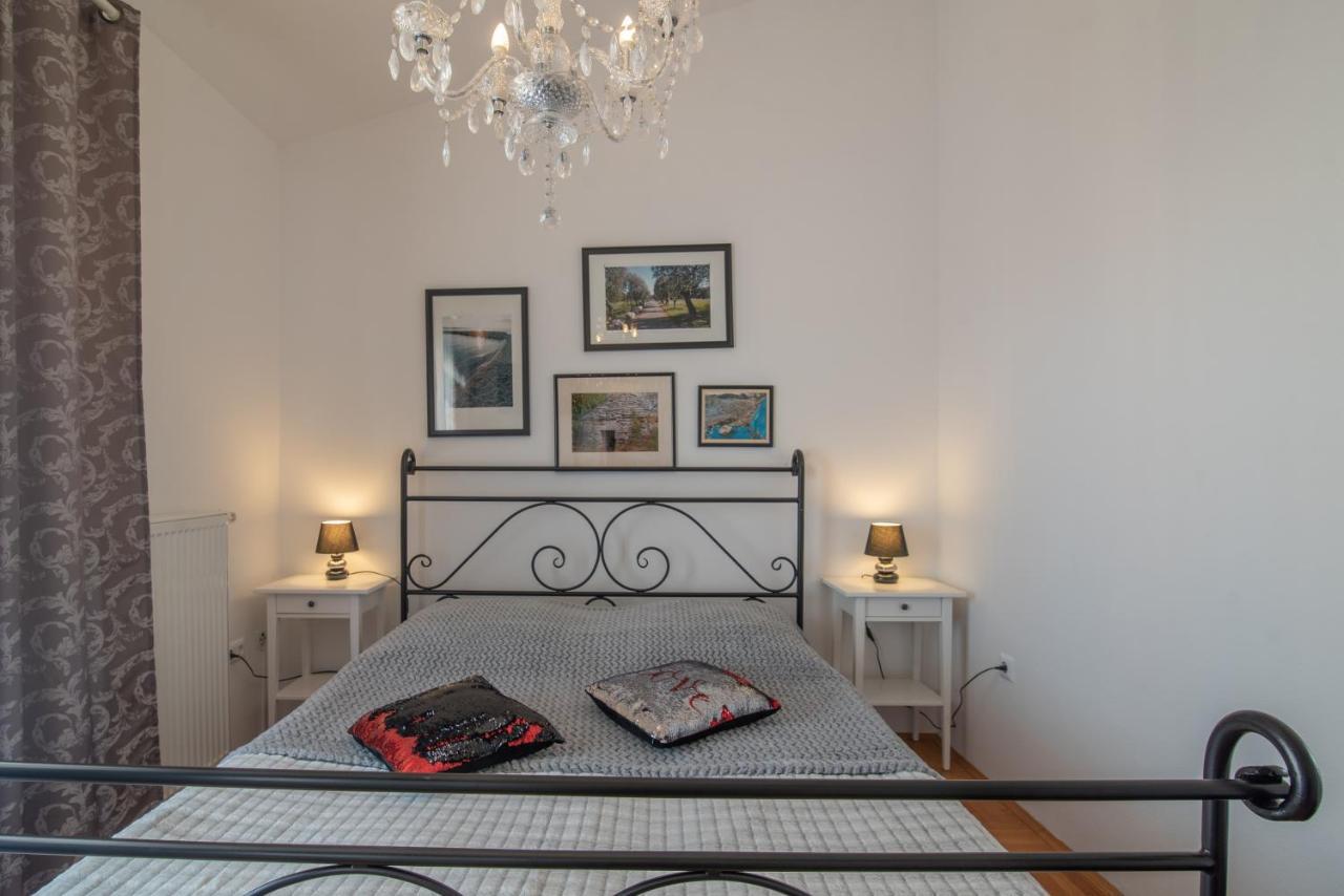 Vera Guest house